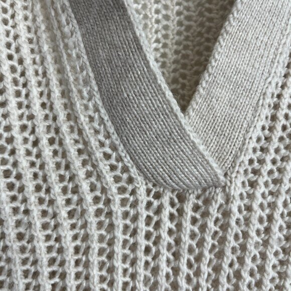 Zara V-Neck Pullover - Picture 2 of 7